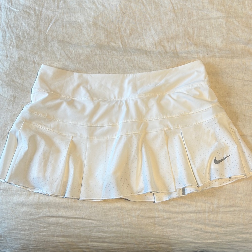 Nike Dri-fit white tennis skirt